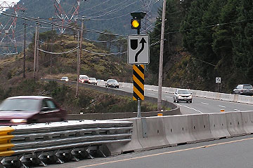 Carmanah’s Solar-Powered Dual LED Flashers Improve Pedestrian Safety in British Columbia Park