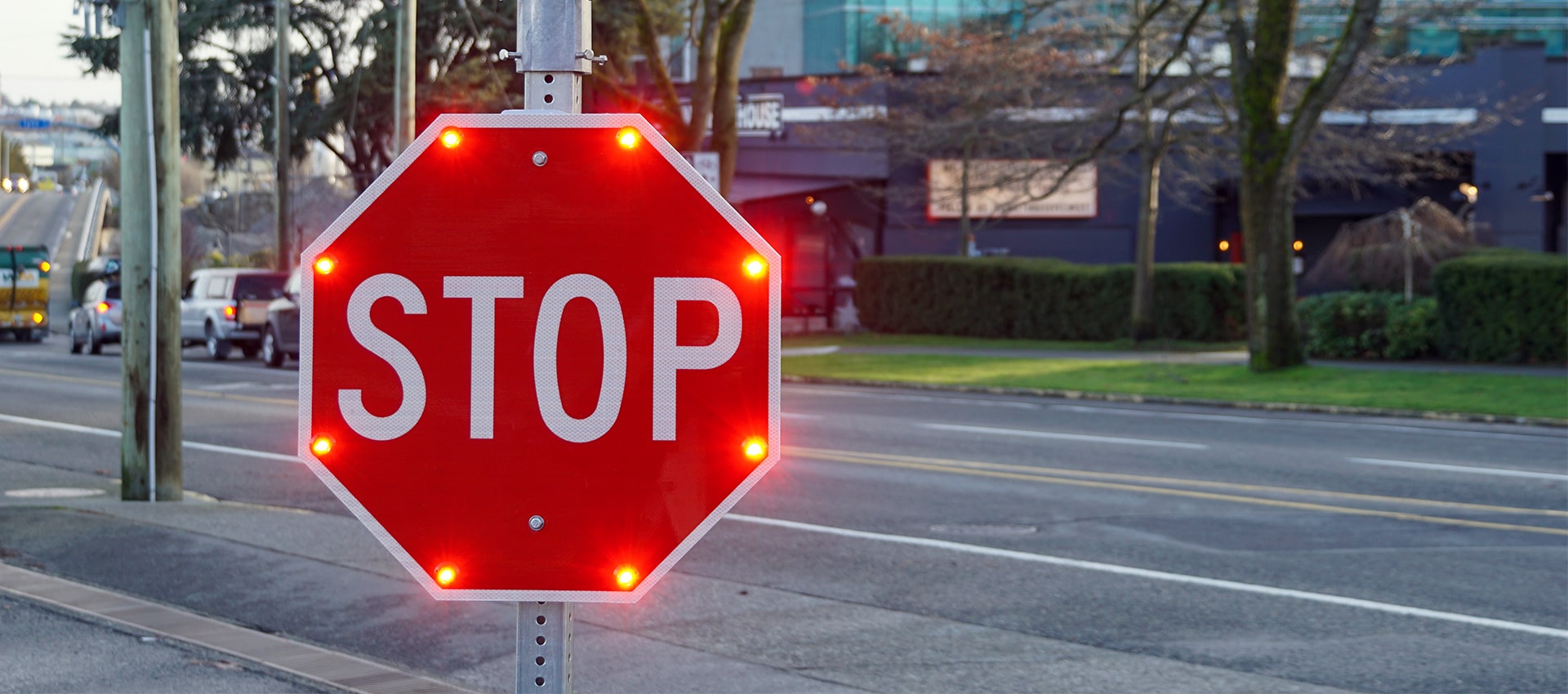 Where and when LED flashing signs work best - Carmanah